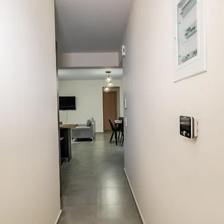Apartment Iaira *