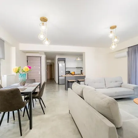 Apartment Iaira Athens